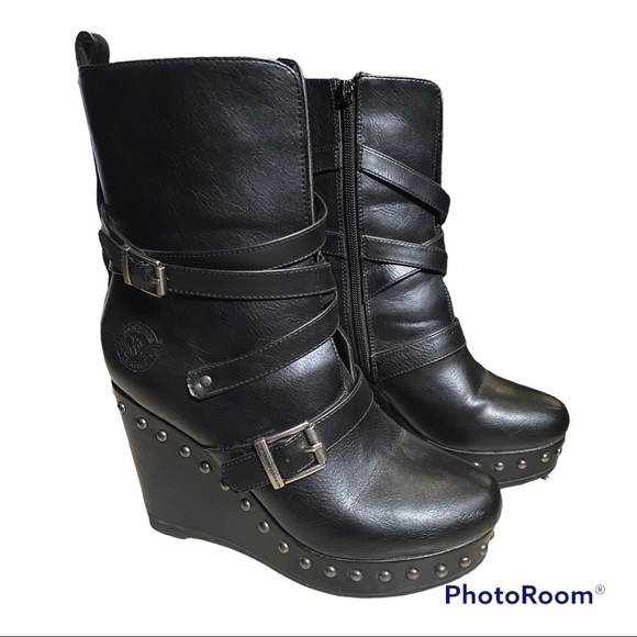 Shoes - Milwaukee Leather Wedge Boots